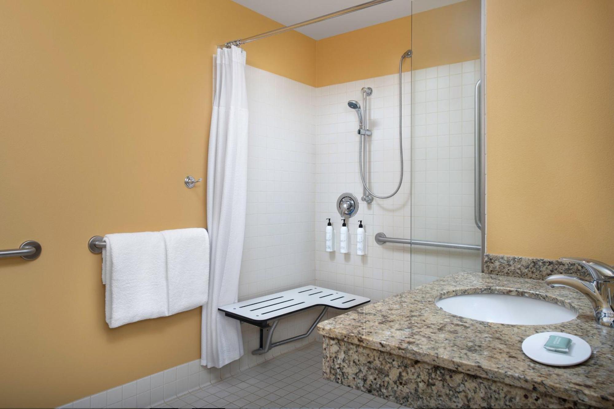 Towneplace By Marriott Suites Portland Vancouver Evergreen Dış mekan fotoğraf