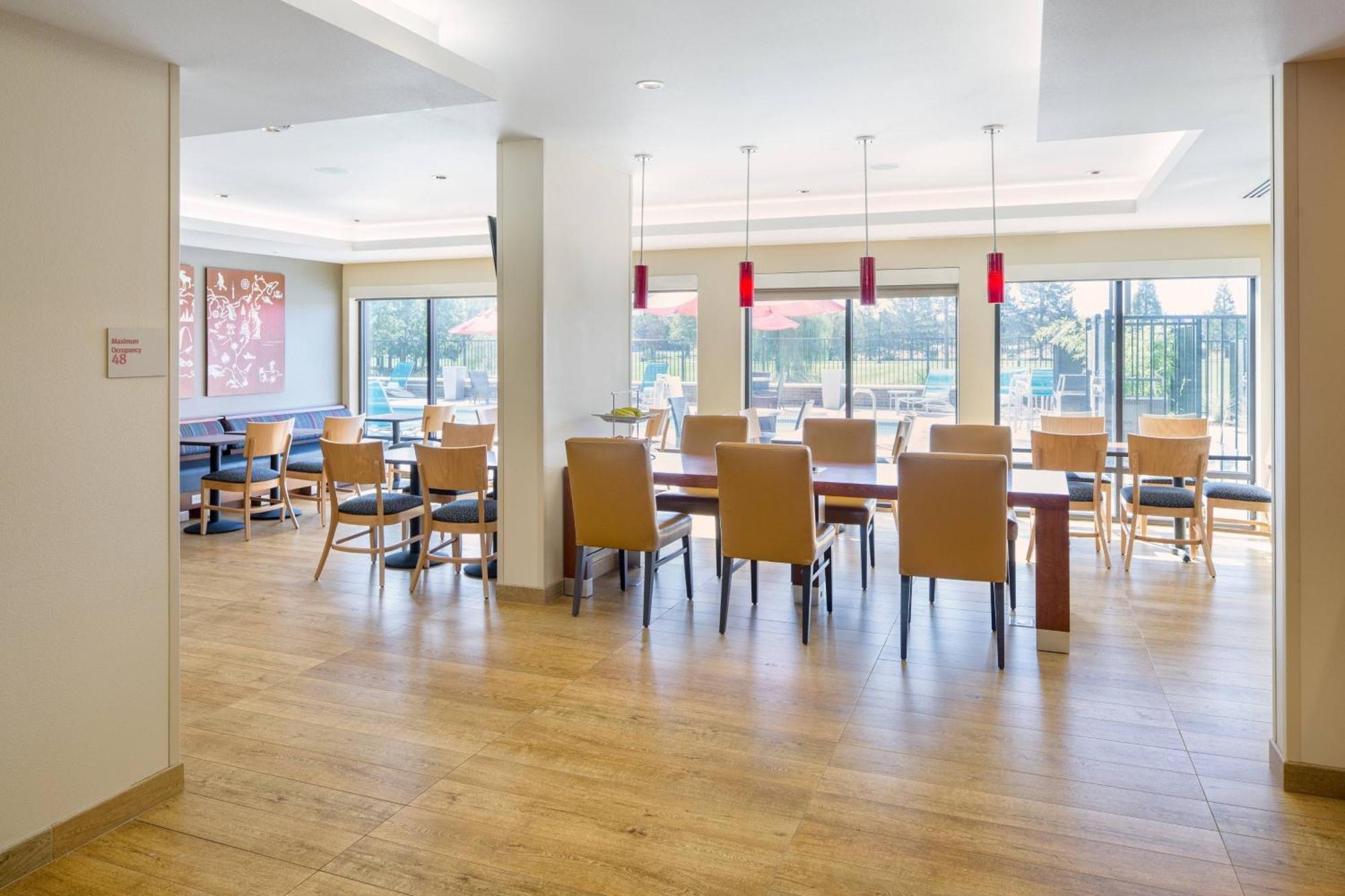 Towneplace By Marriott Suites Portland Vancouver Evergreen Dış mekan fotoğraf