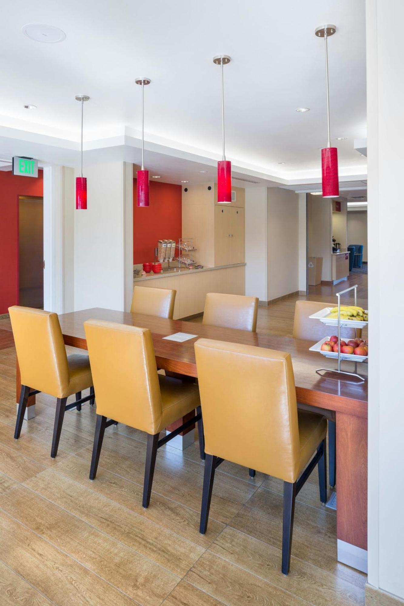 Towneplace By Marriott Suites Portland Vancouver Evergreen Dış mekan fotoğraf