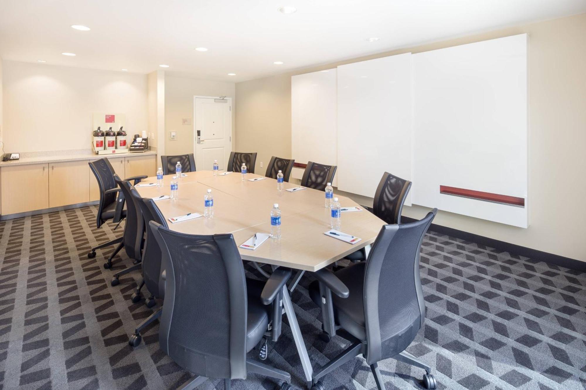 Towneplace By Marriott Suites Portland Vancouver Evergreen Dış mekan fotoğraf