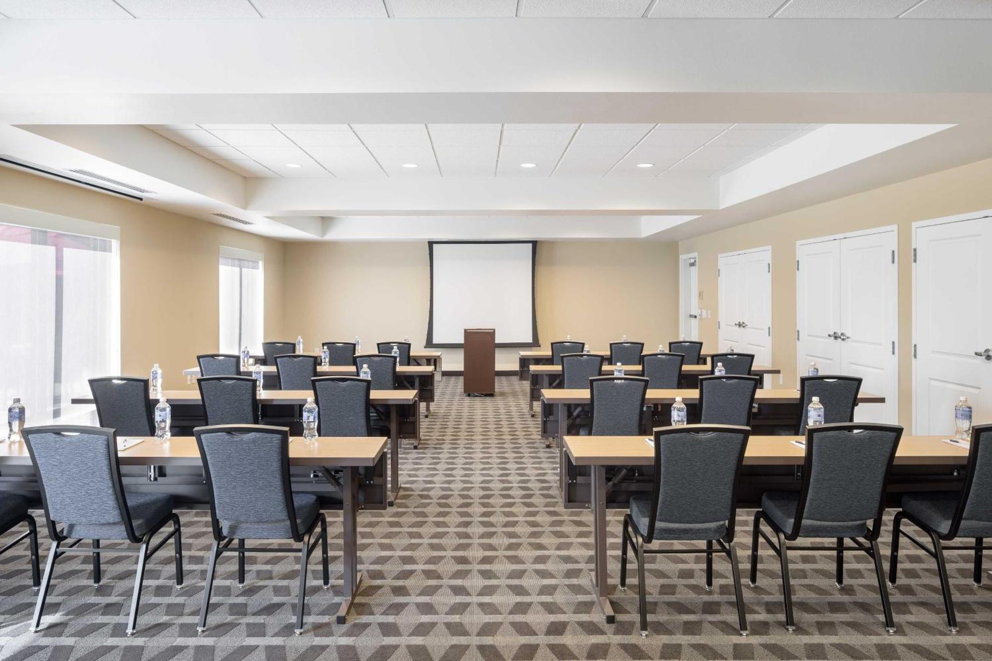 Towneplace By Marriott Suites Portland Vancouver Evergreen Dış mekan fotoğraf